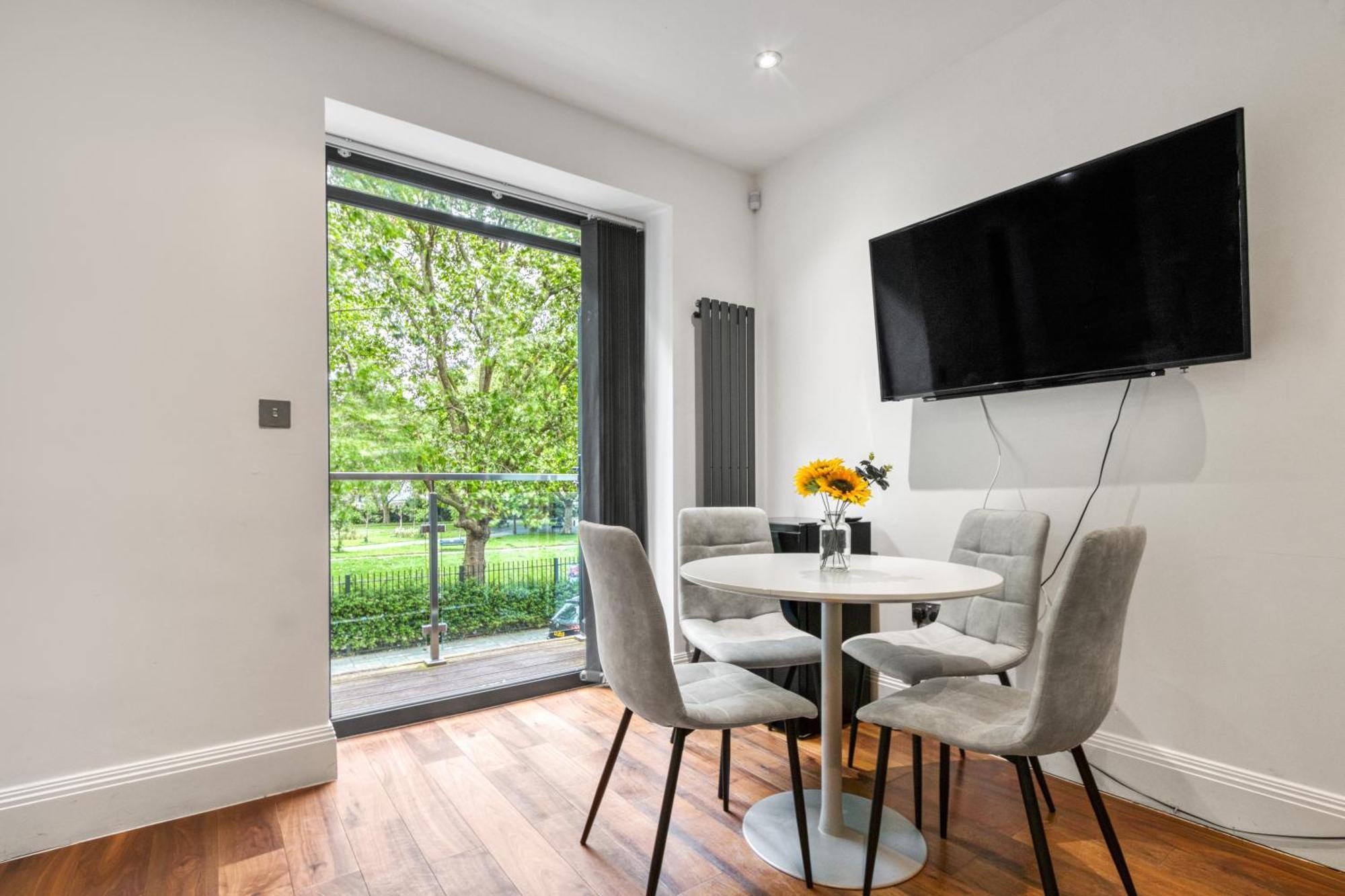 2 Bed 2 Bath Balcony View Wimbledon Tennis Londres Exterior foto