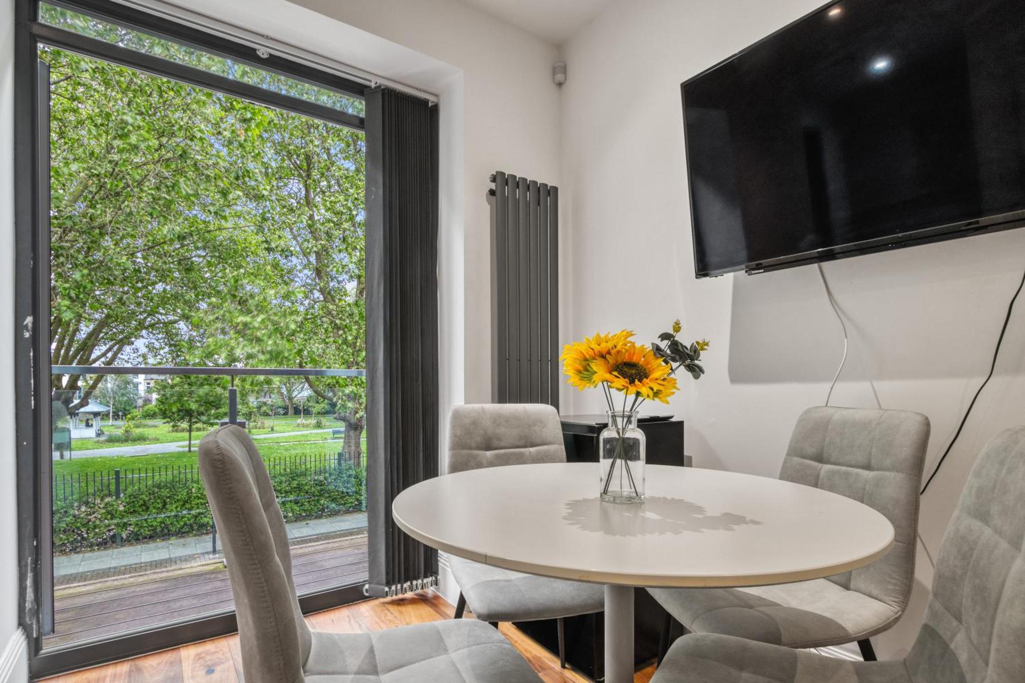 2 Bed 2 Bath Balcony View Wimbledon Tennis Londres Exterior foto